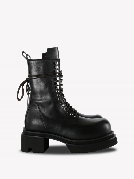 Black boots, front view
