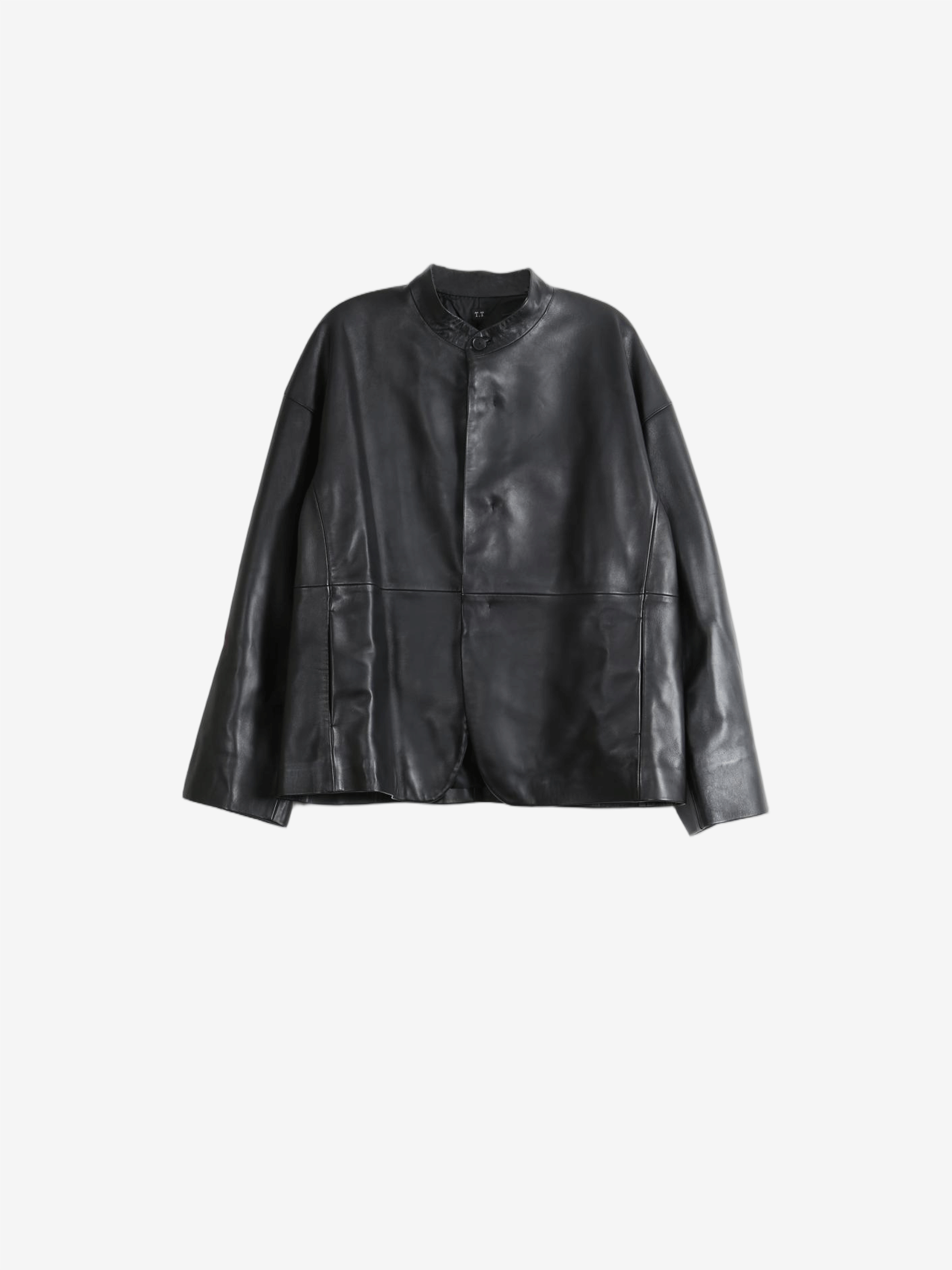 Black jacket, front view