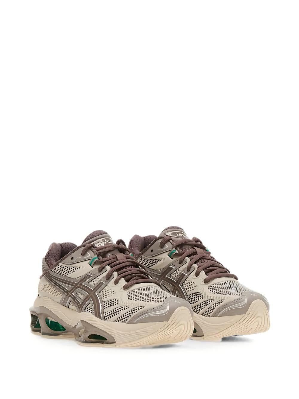 Brown shoes, front view