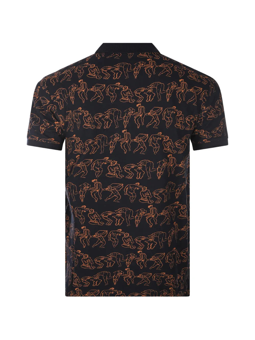 Black shirt, back view