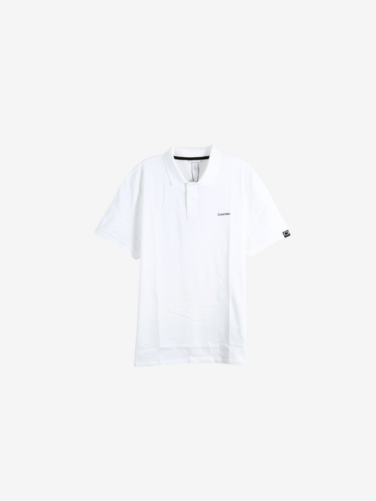 White shirt, front view