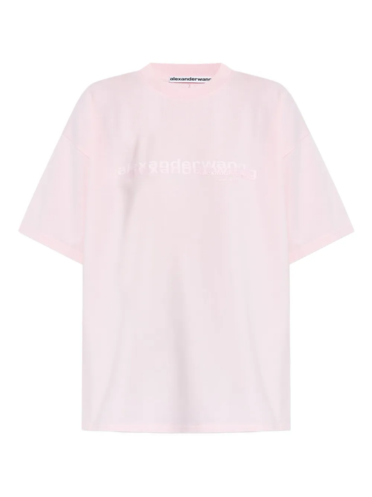 Pink t-shirt, front view
