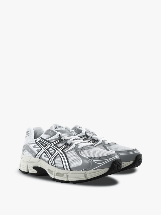 Grey shoes, front view