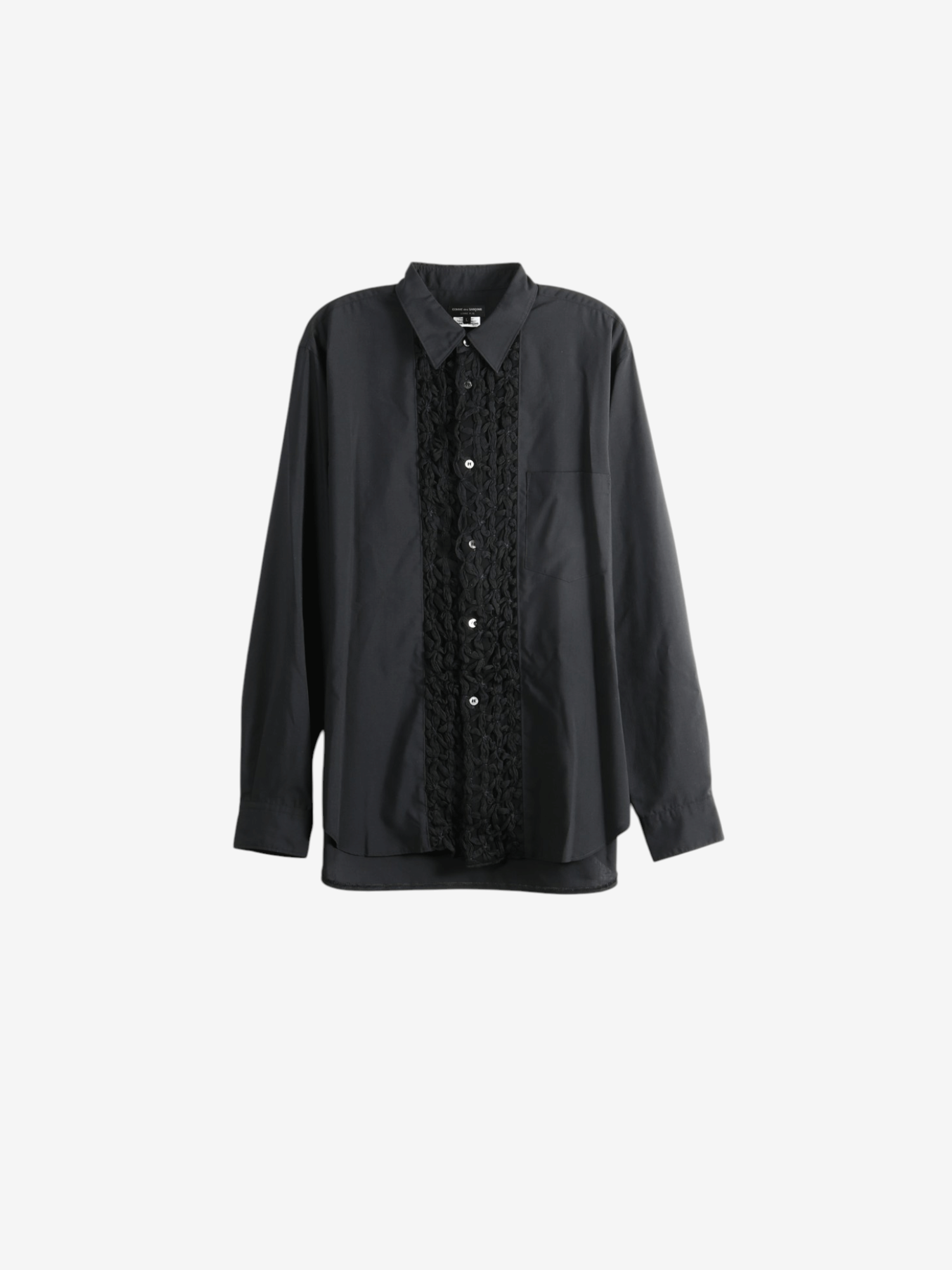 Black shirt, front view