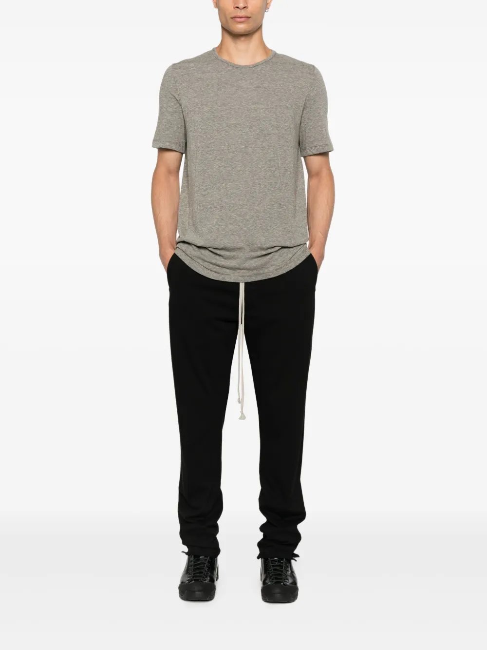 Grey t-shirt, full body view