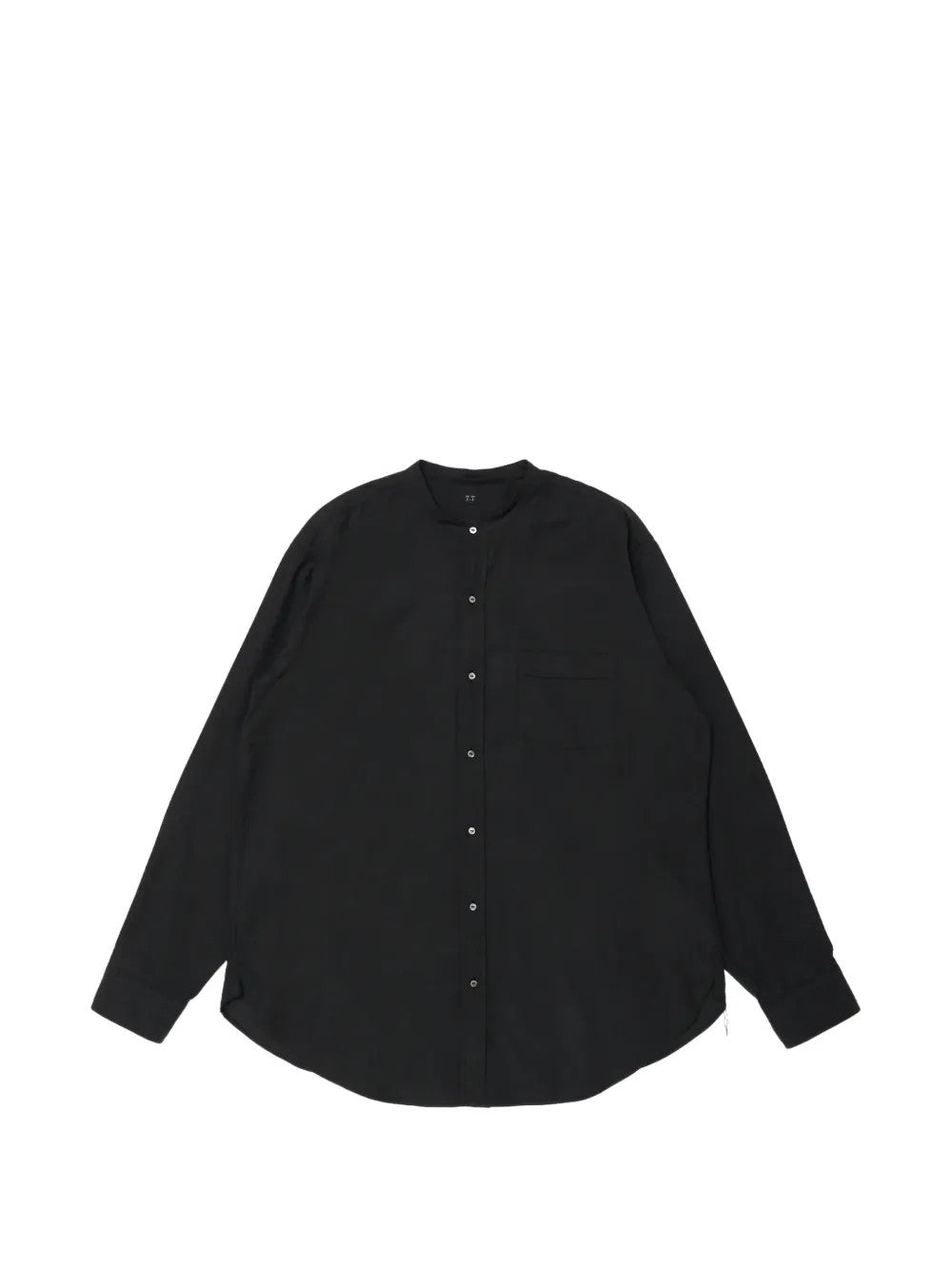 Black shirt, front view