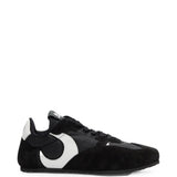 Black shoes, front view