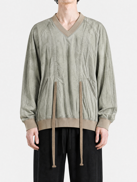 Green shirt, full body view