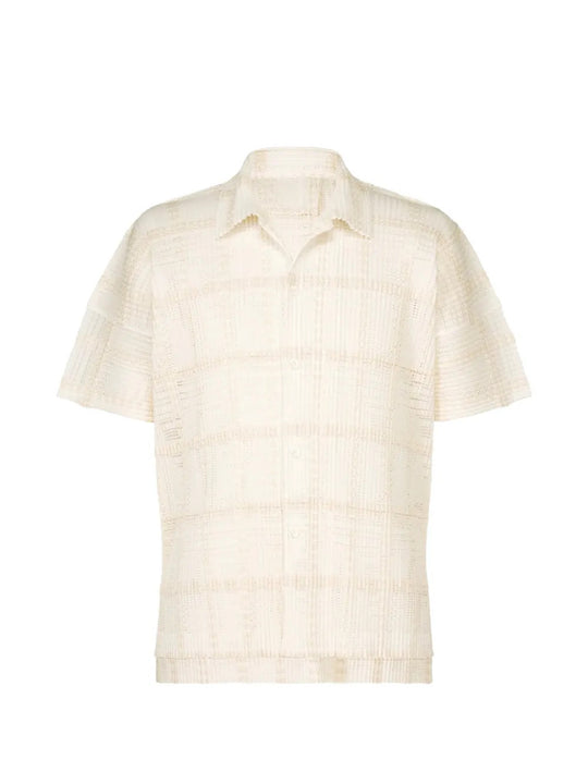 White shirt, front view