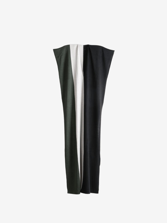 Black scarf, front view