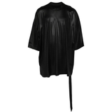 Black t-shirt, front view