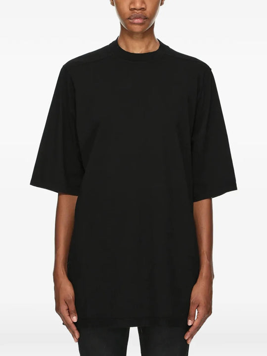 Black t-shirt, full body view