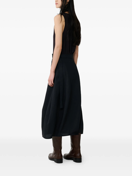 Black skirt, full body view