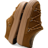 Brown shoe,front view