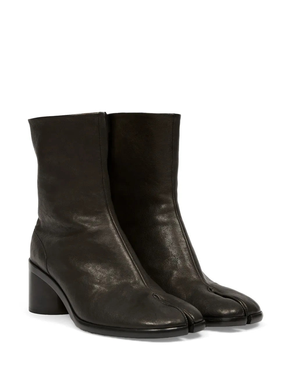 Black boots, front view