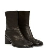 Black boots, front view