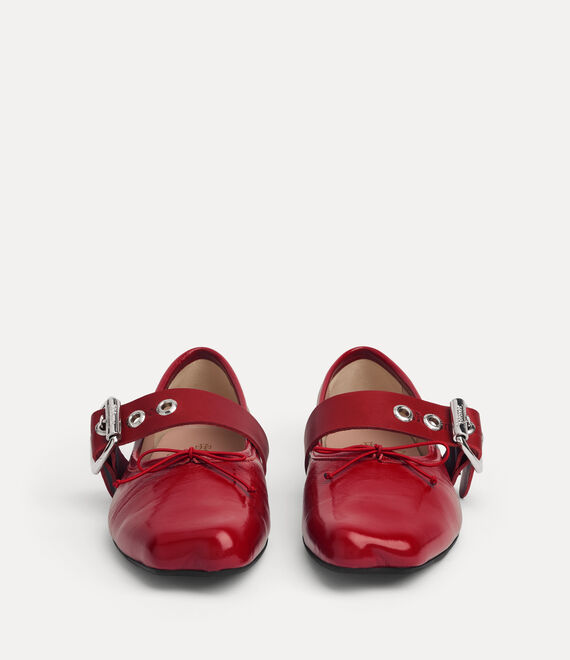 Red shoes, front view
