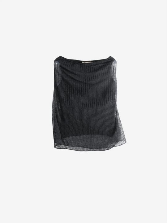 Black top, front view