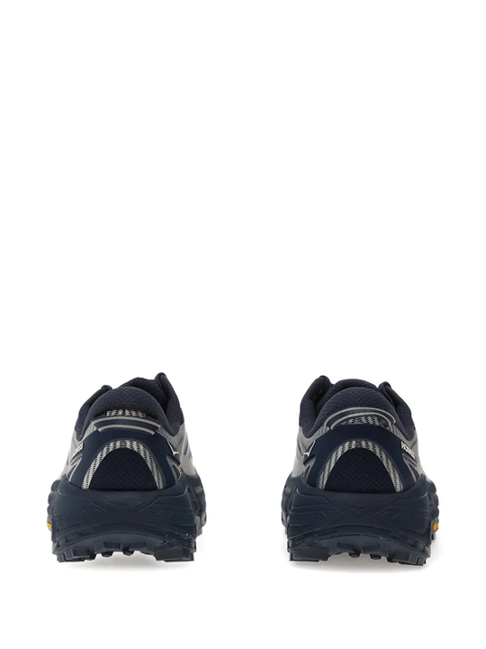 silver sneakers,back view