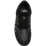 Black shoes, front view