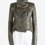 Green jacket, front view