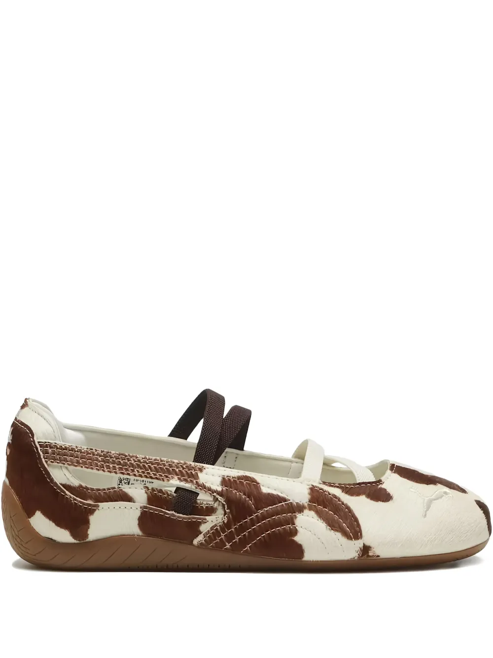 White sneakers, front view