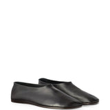 Black shoes, front view