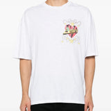 White t-shirt, full body view