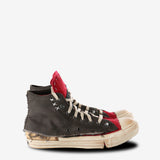 Black sneakers,front view