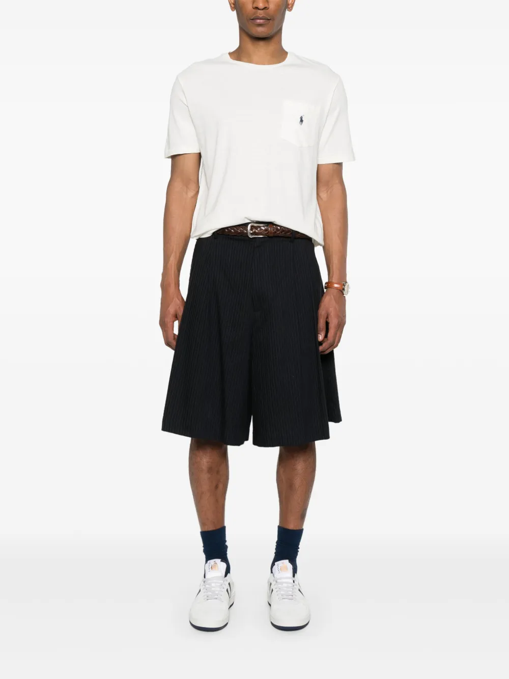 White t-shirt,full body view