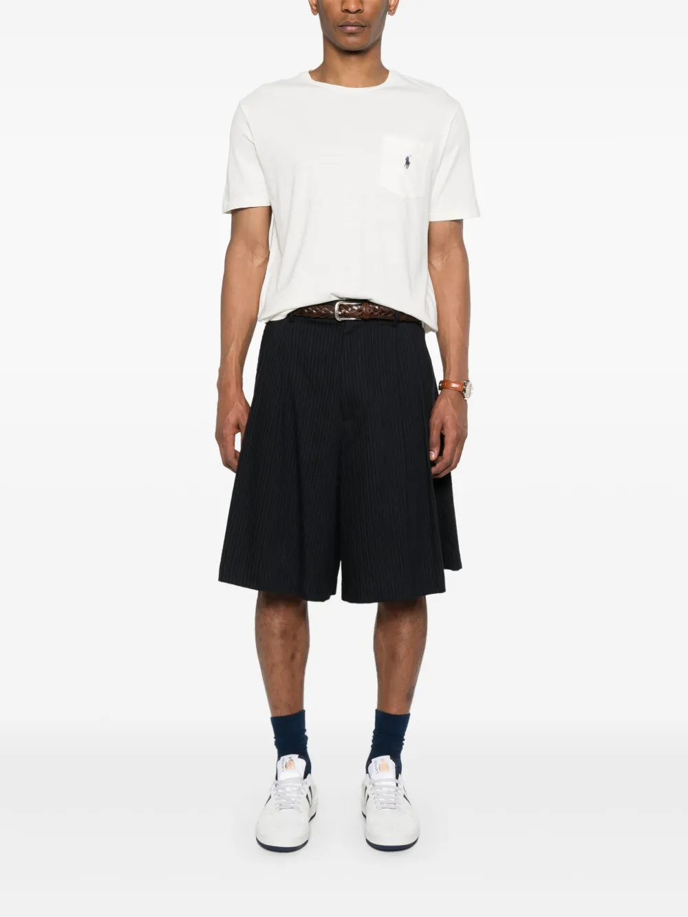 White t-shirt,full body view