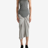 Grey top, full body view