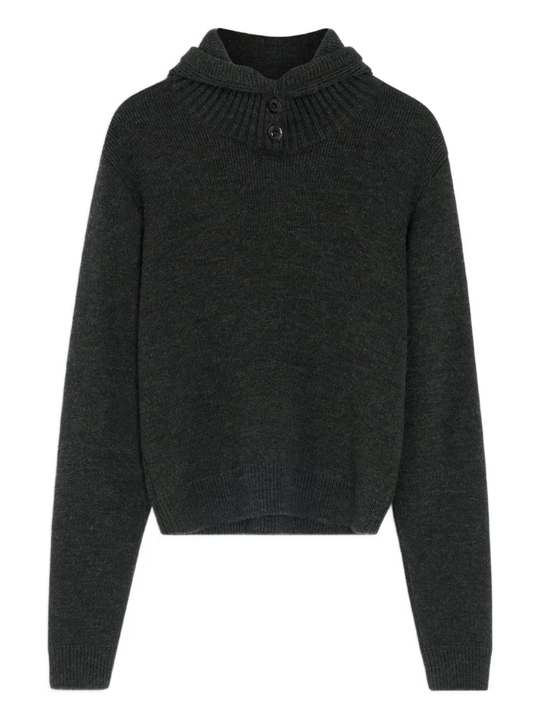 Black sweater,front view