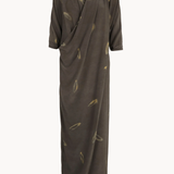Brown dress, front view