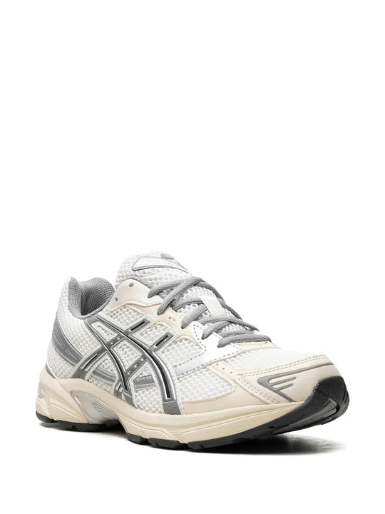 Grey shoes, front view