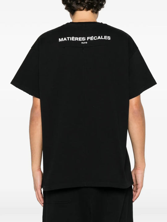 Black t-shirt, front view