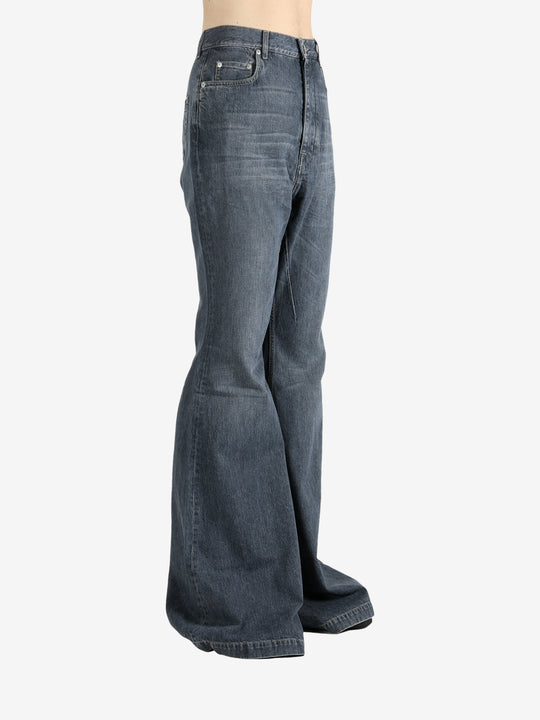 Blue pants worn by a person, showing the pants's fit