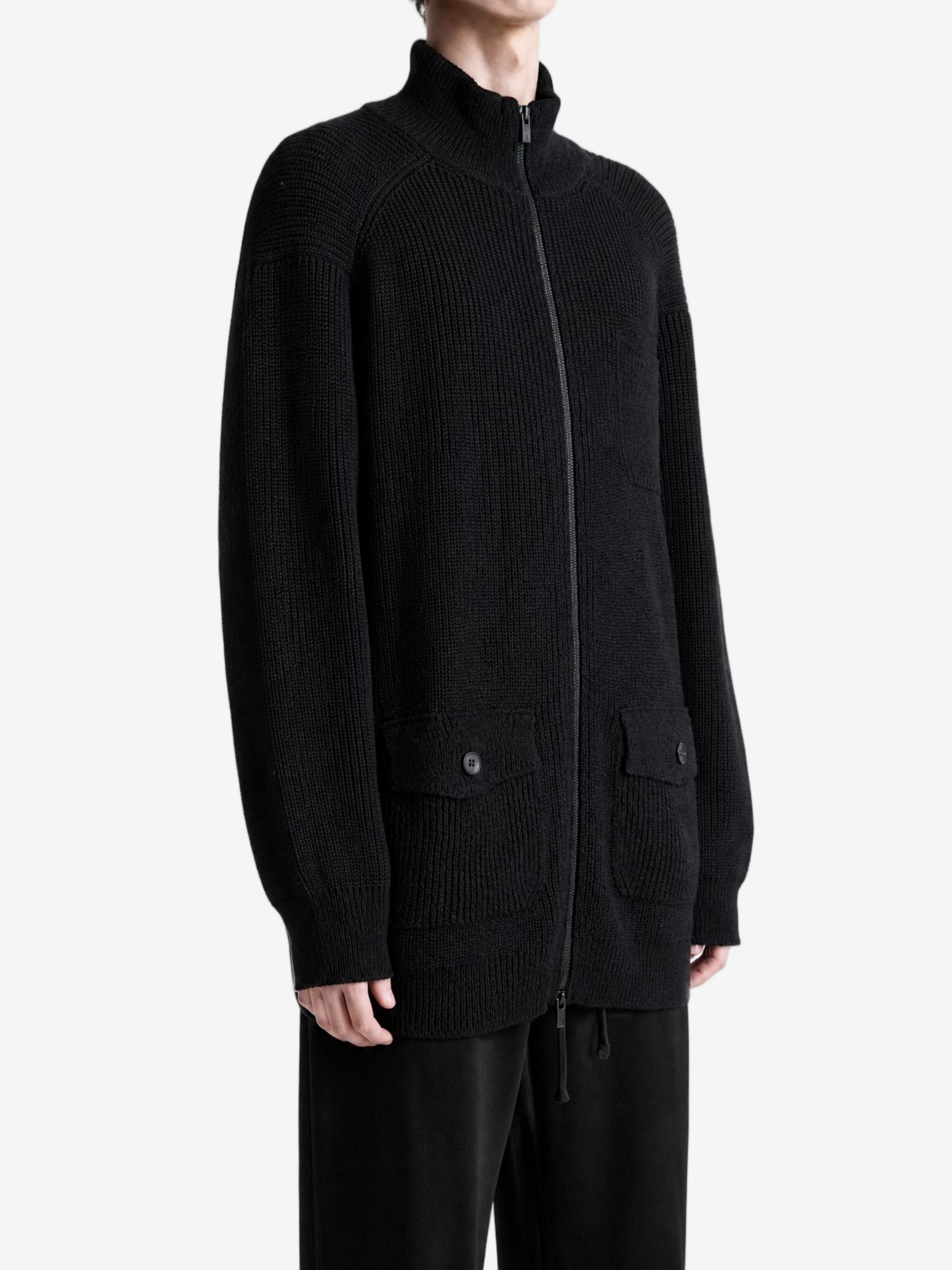 Black shirt, full body view