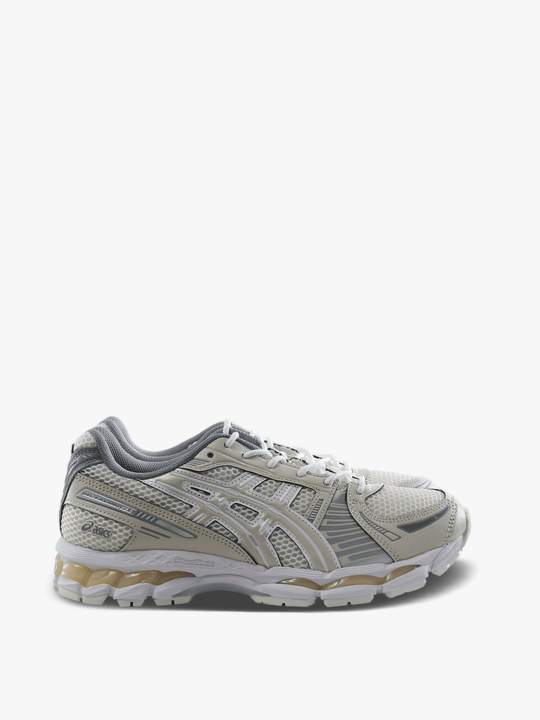 Tan shoes, front view