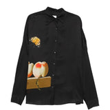 Black shirt, front view