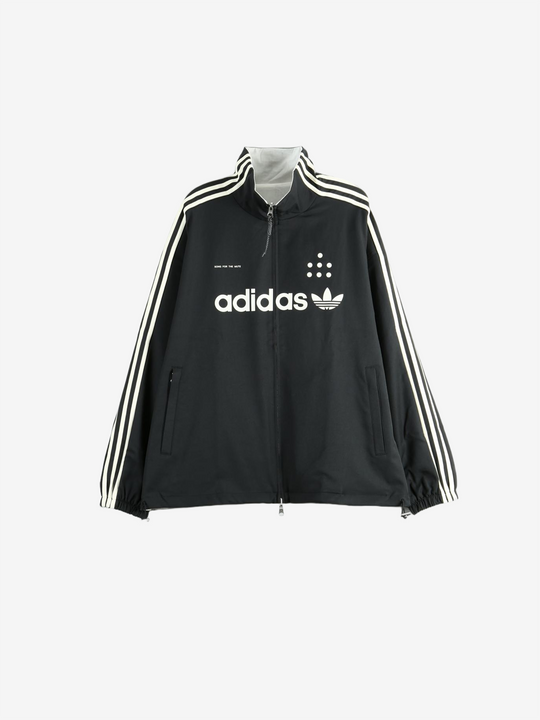 Black jacket, front view