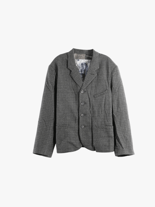 Grey blazer, front view