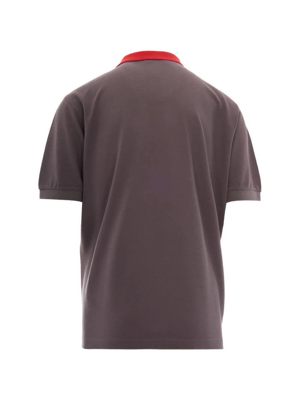 Brown t-shirt worn by a person, showing the t-shirt fit