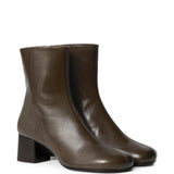 Brown boots, front view
