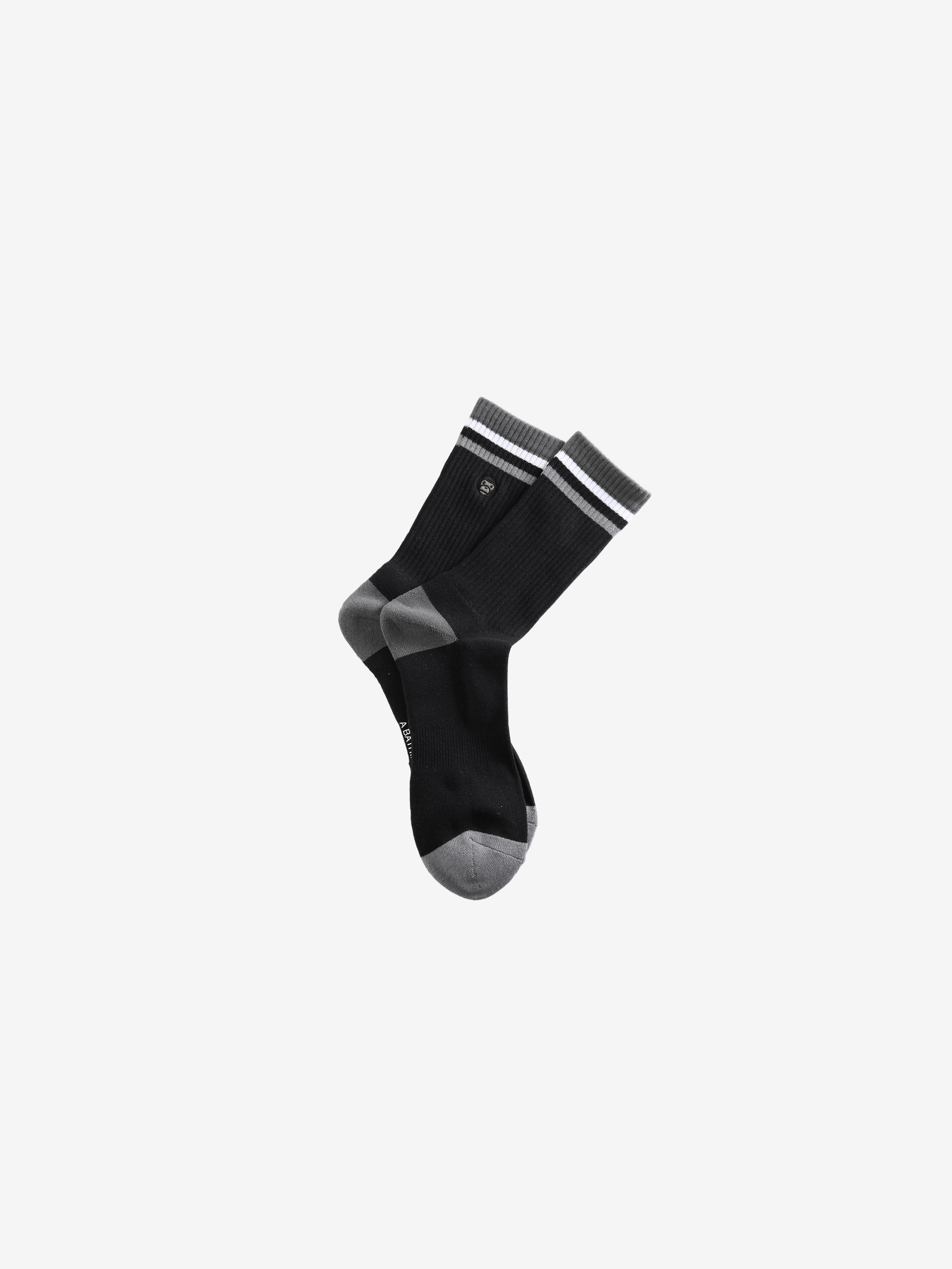 Black accessories, front view