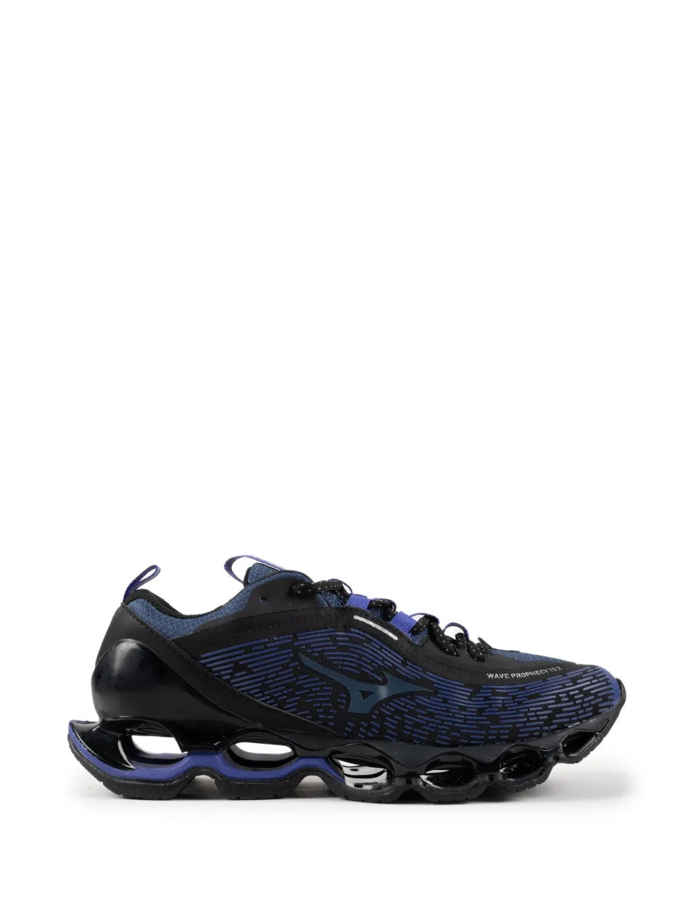 Blue shoes, front view