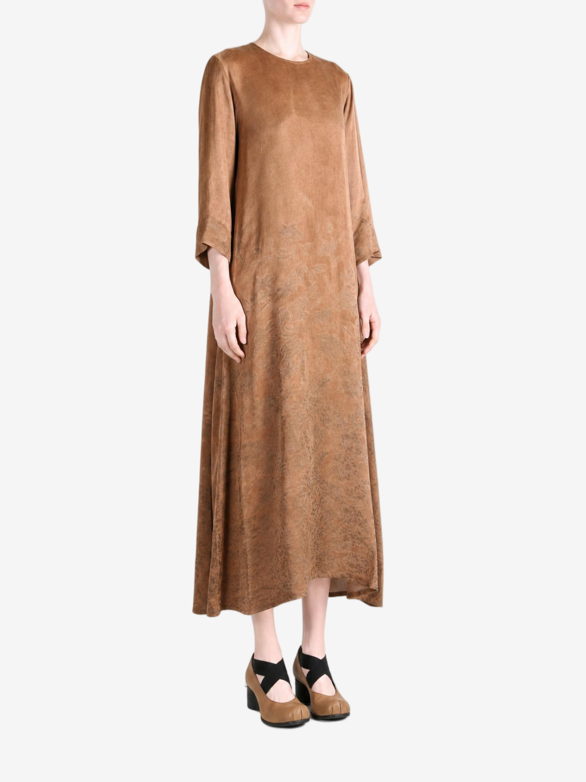 Brown dress, front view