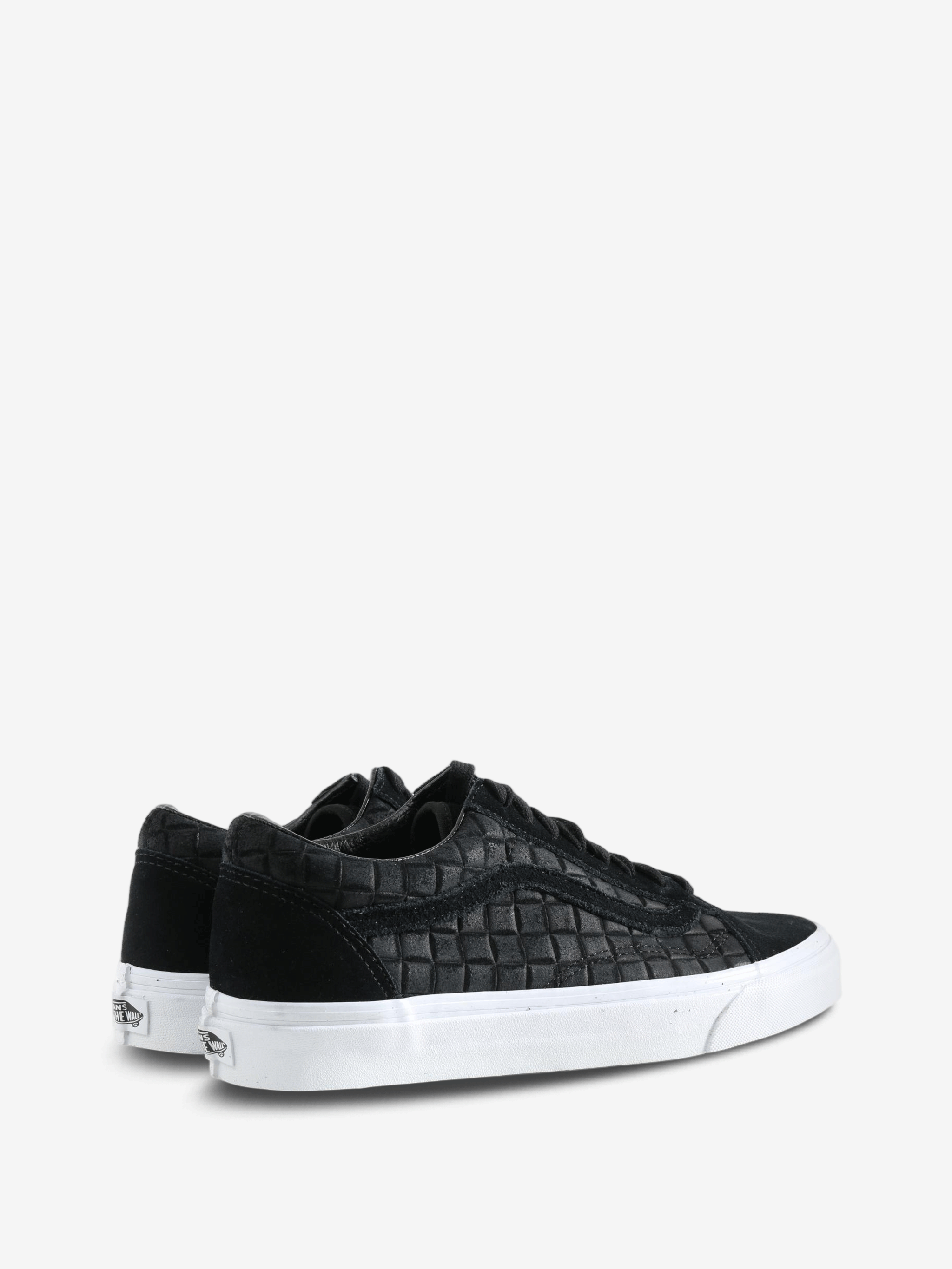Black shoes, front view