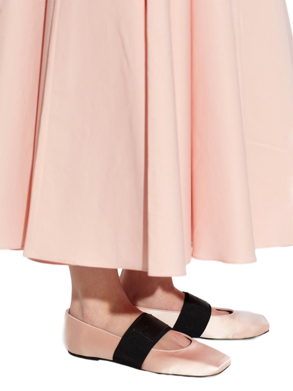 Tan shoes, front view