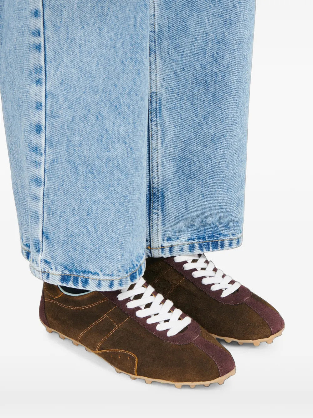 Brown shoes, front view